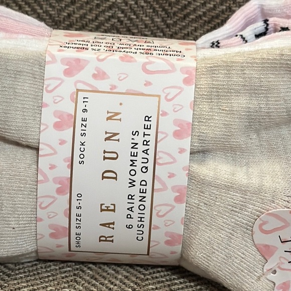 NWT Rae Dunn 6 Pair WMN’s Cushion Quarter Socks Valentine’s Day - Picture 2 of 11